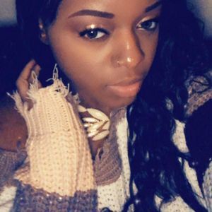 Meet your Posher, Sheena